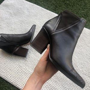 New Donald Pliner Booties